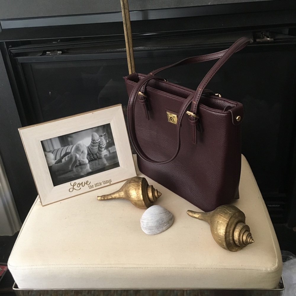 Anne Klein | Tote